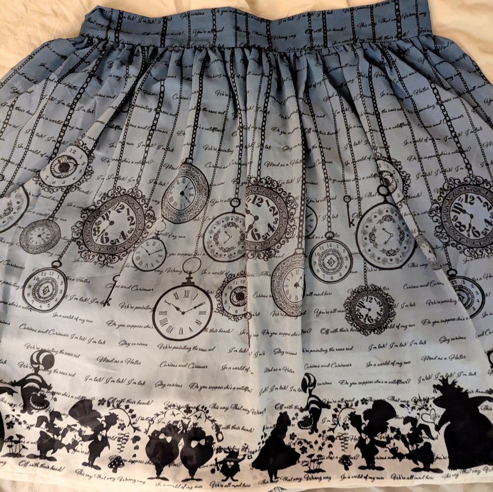 Alice in Wonderland flowy skirt size 16